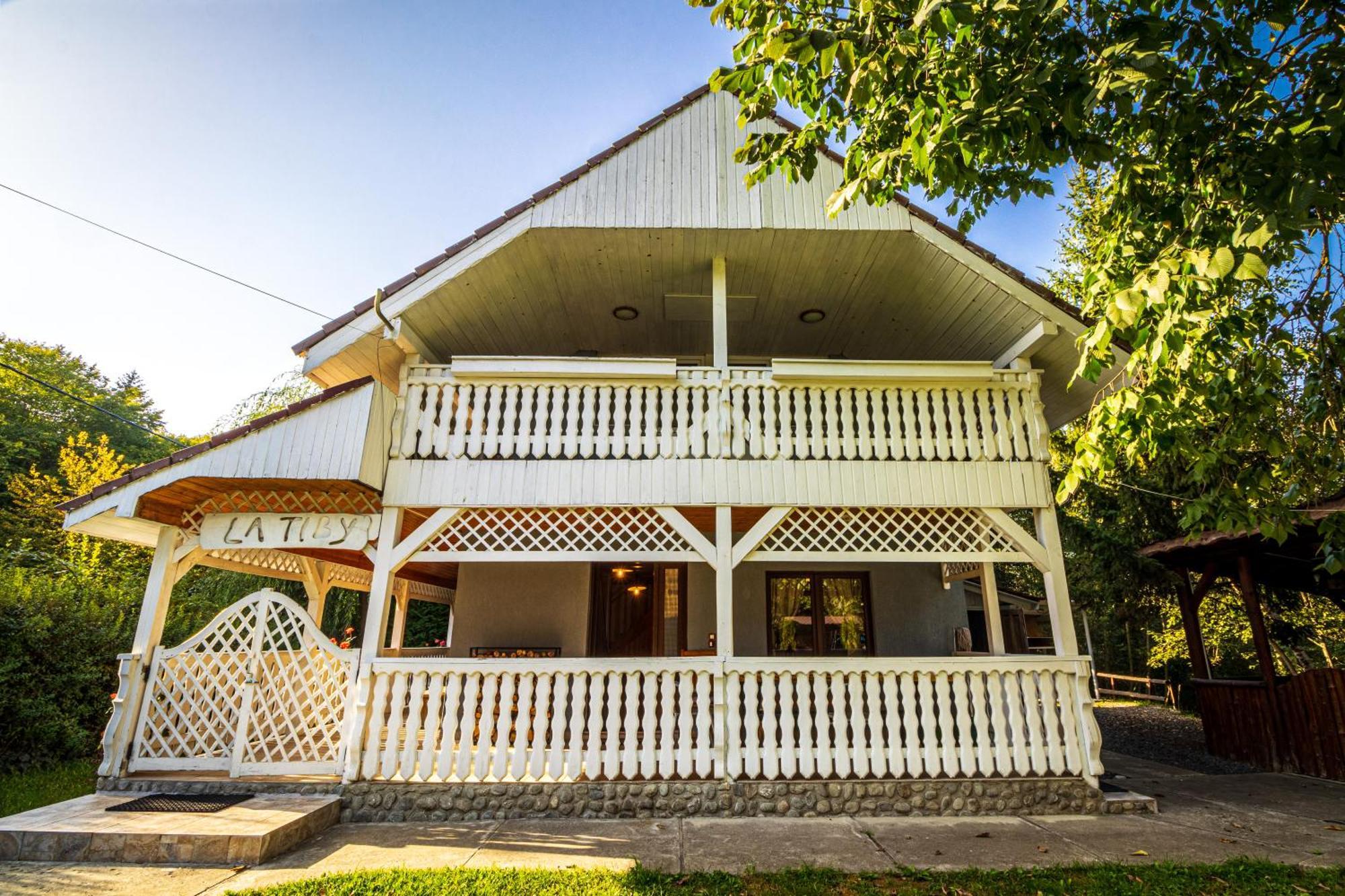 Cabana La Tiby Порумбаку-де-Сус Экстерьер фото