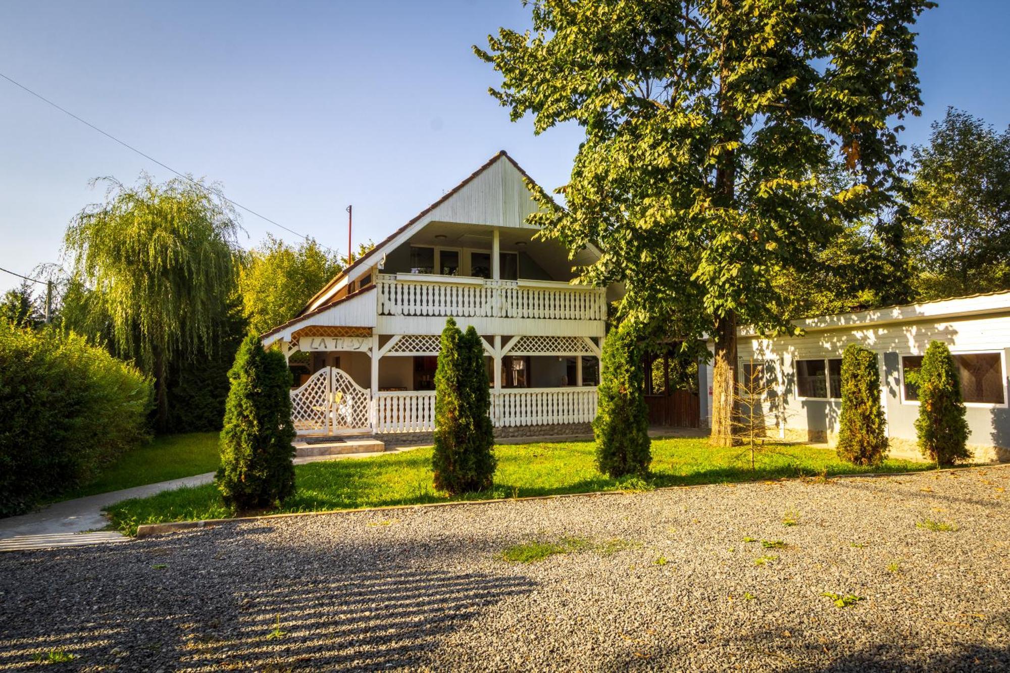 Cabana La Tiby Порумбаку-де-Сус Экстерьер фото