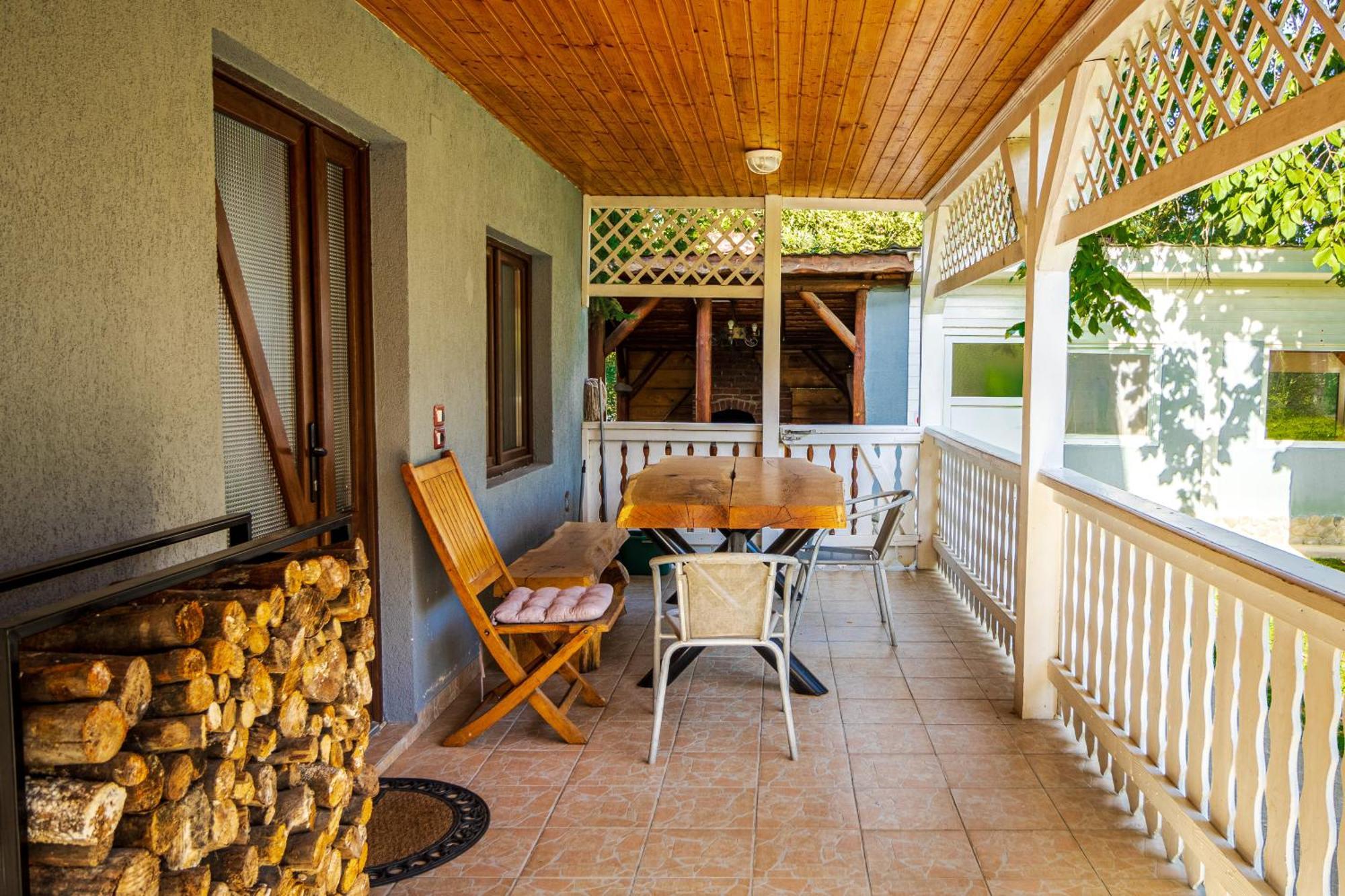 Cabana La Tiby Порумбаку-де-Сус Экстерьер фото
