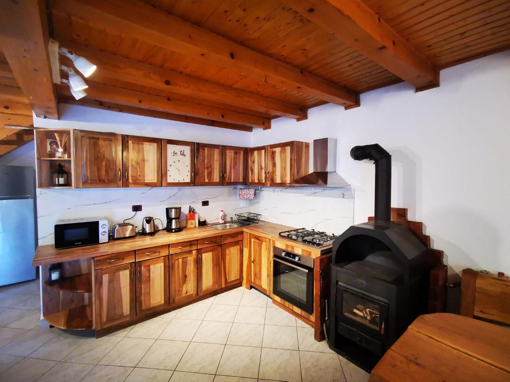 Cabana La Tiby Порумбаку-де-Сус Экстерьер фото